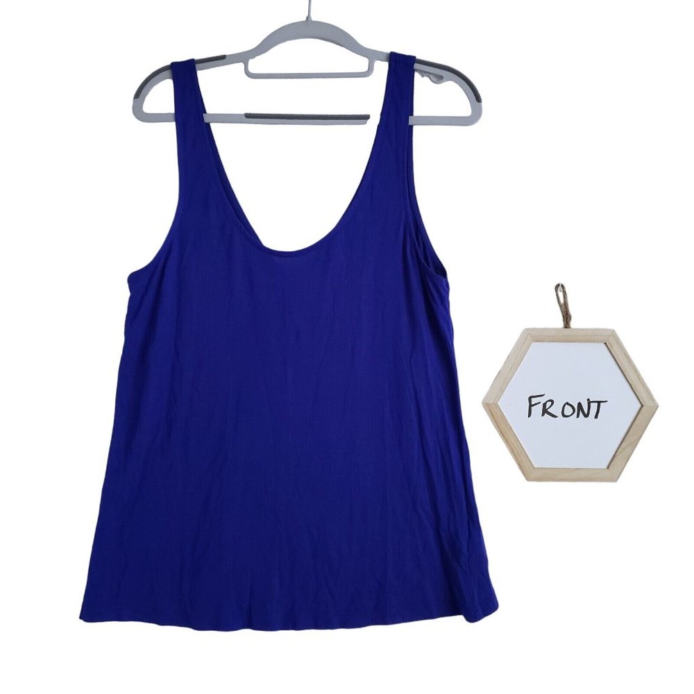 Aritzia Babaton Womens Tank Top Size M Blue Minimalist Sleeveless Pullover